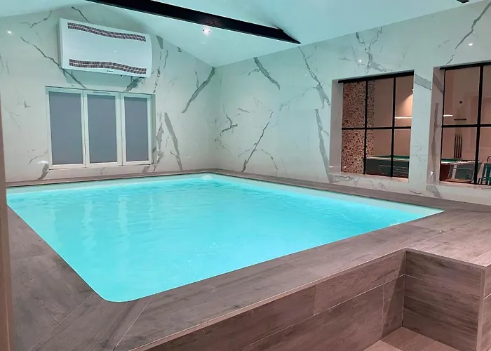 Porte17 Отель Jarny